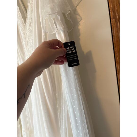 Torrid Ivory Lace A-line Boho Wedding Dress Size 22 NWT - Picture 6 of 10